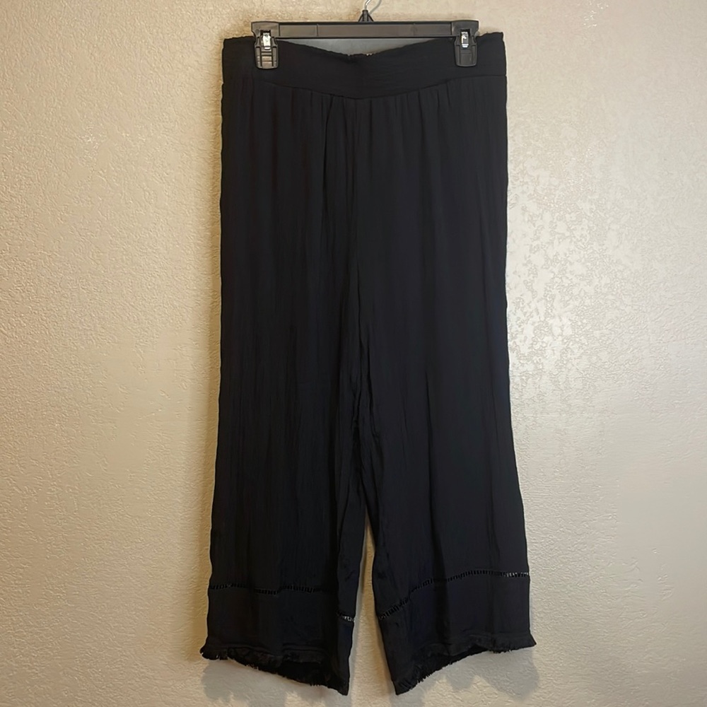 Zac & Rachel Black Wide Leg Bottoms Size Medium